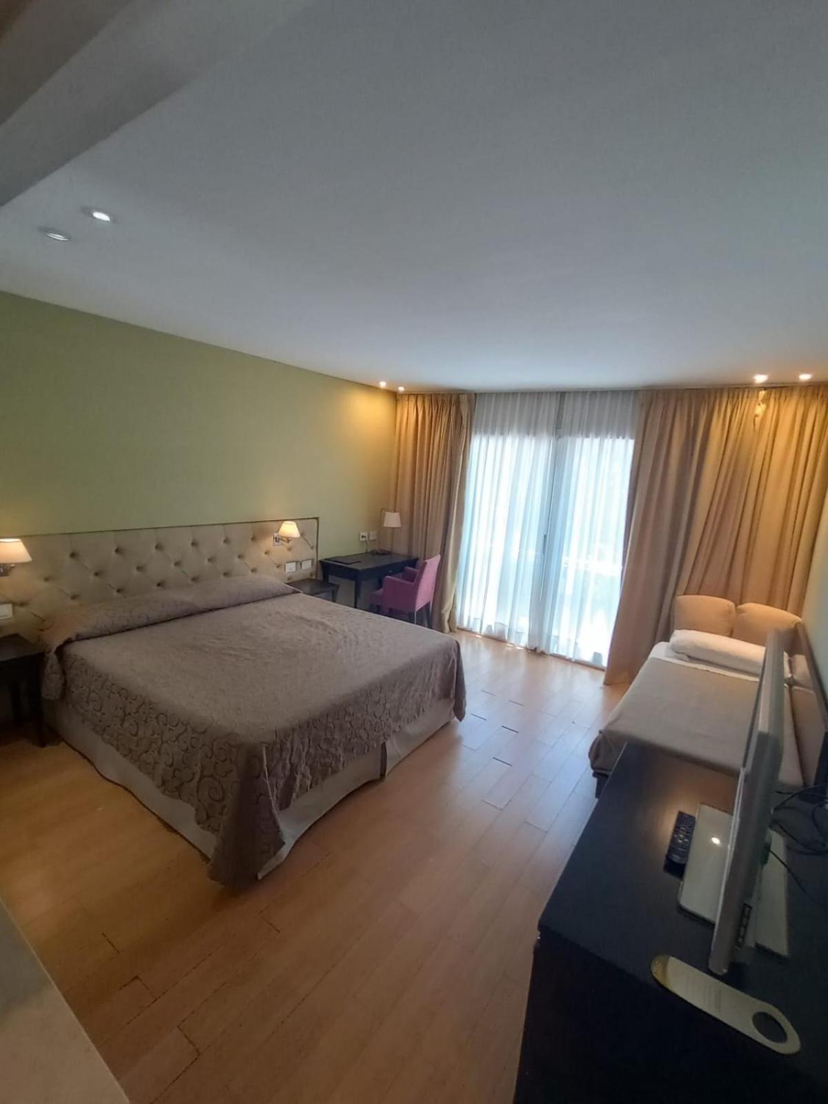 Hotel Plaza Colon  Bilik gambar