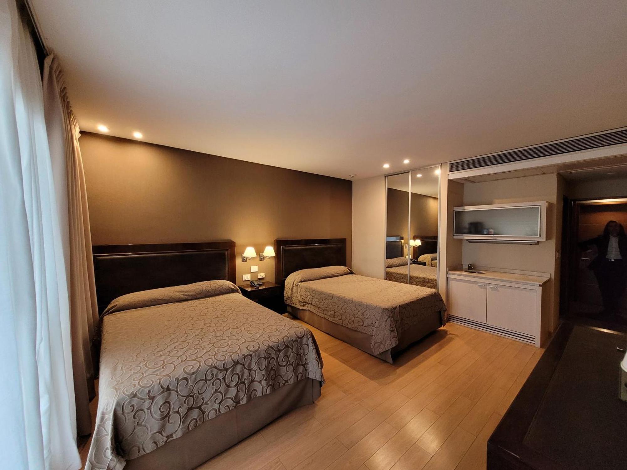 Hotel Plaza Colon  Luaran gambar